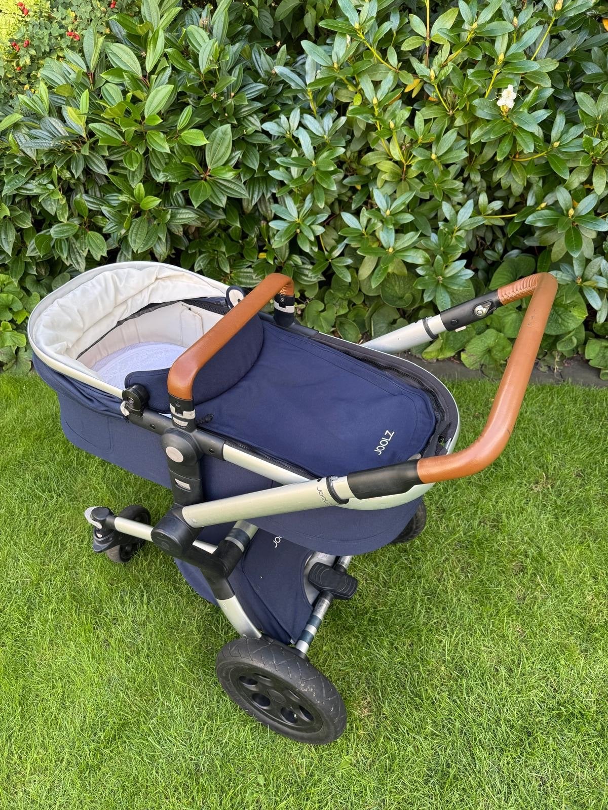 Joolz Day 3 Combiwagen met Reiswieg en Zitje - Navy Blue, Ophalen, Gebruikt, Combiwagen, Luchtbanden