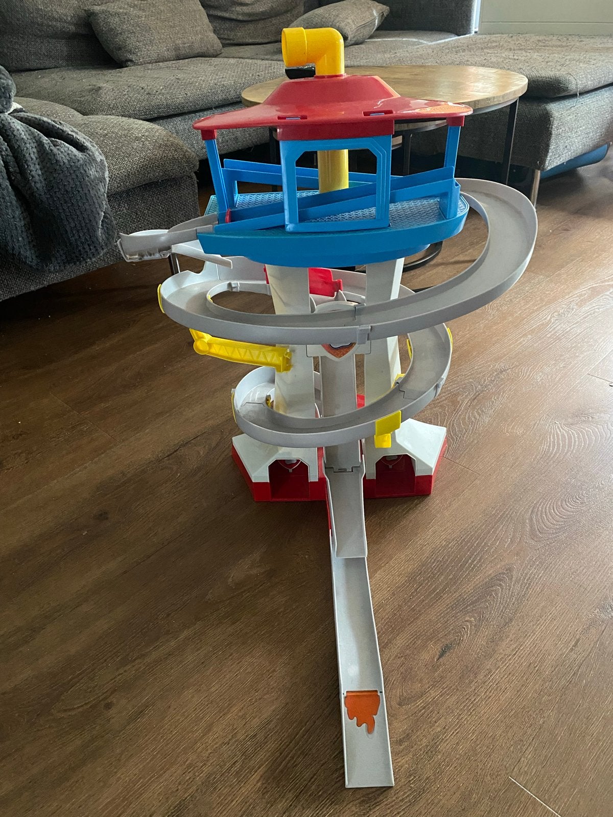 Paw Patrol Uitkijktoren Racebaan, Kinderen en Baby's, Racebaan, Zelf te bouwen, Zo goed als nieuw, Overige aandrijving