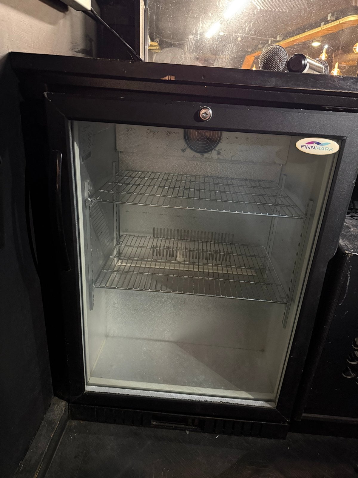 Finnmark horeca koelkast met glazen deur, 75 tot 100 liter, 45 tot 60 cm, Ophalen, 85 tot 120 cm