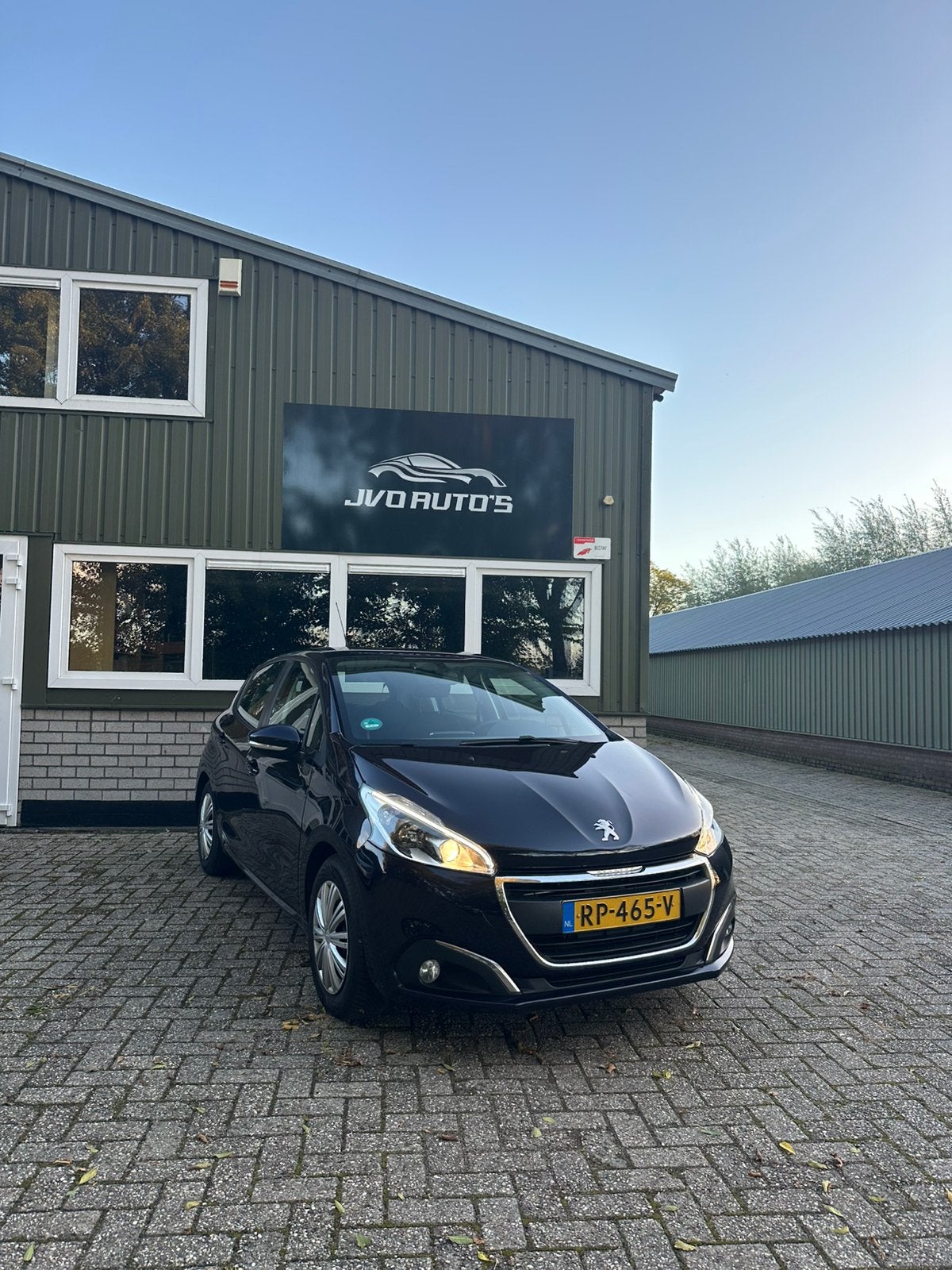 Peugeot 208 1.2 VTI 60KW/82PK 5-D 2018 Blauw lpg, Auto's, Voorwielaandrijving, 31 €/maand, 1199 cc, Blauw