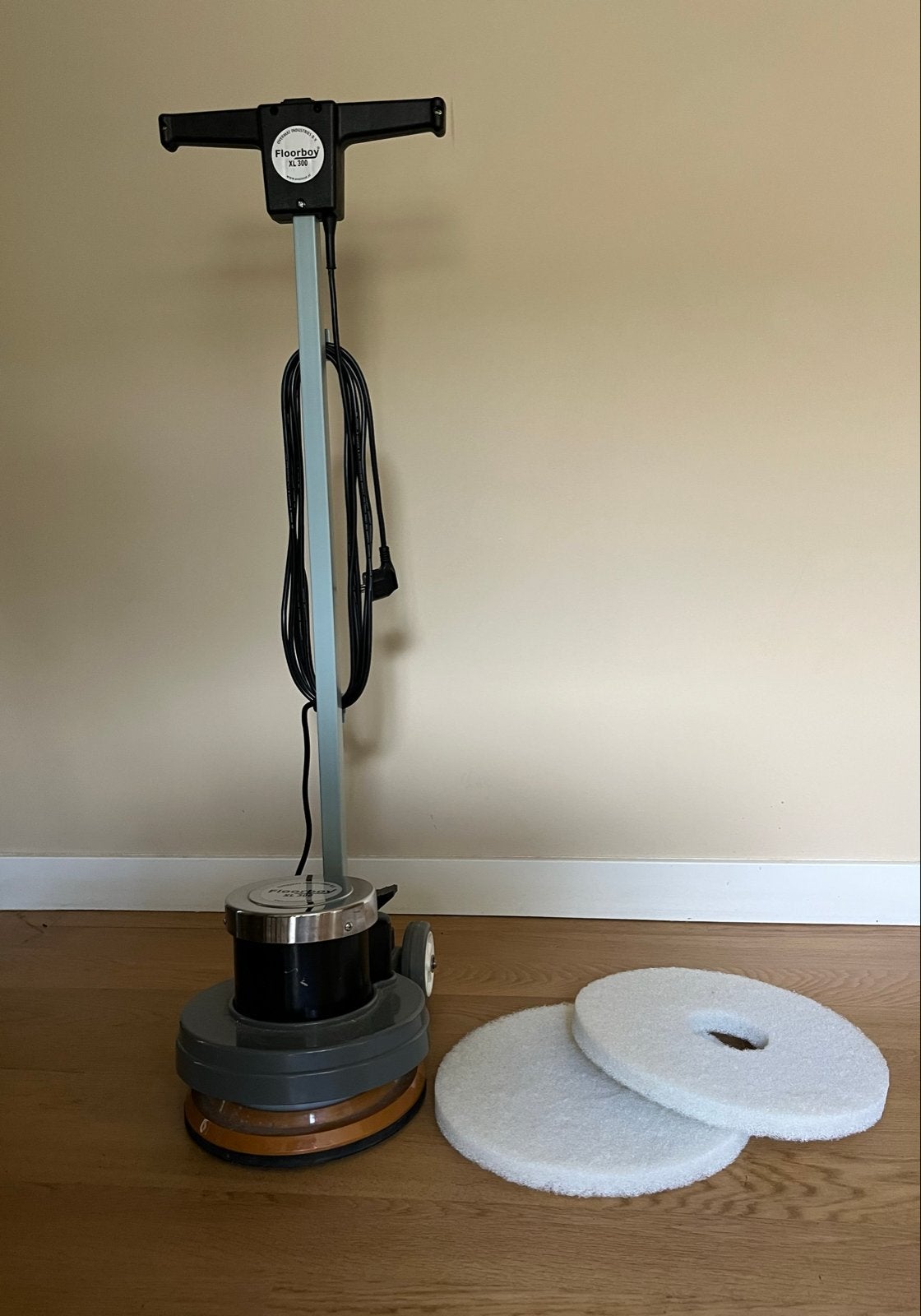 Floorboy XL 300 Boenmachine - Ongebruikt, Doe-het-zelf en Verbouw, Reinigingsmachines, Ophalen, Zo goed als nieuw