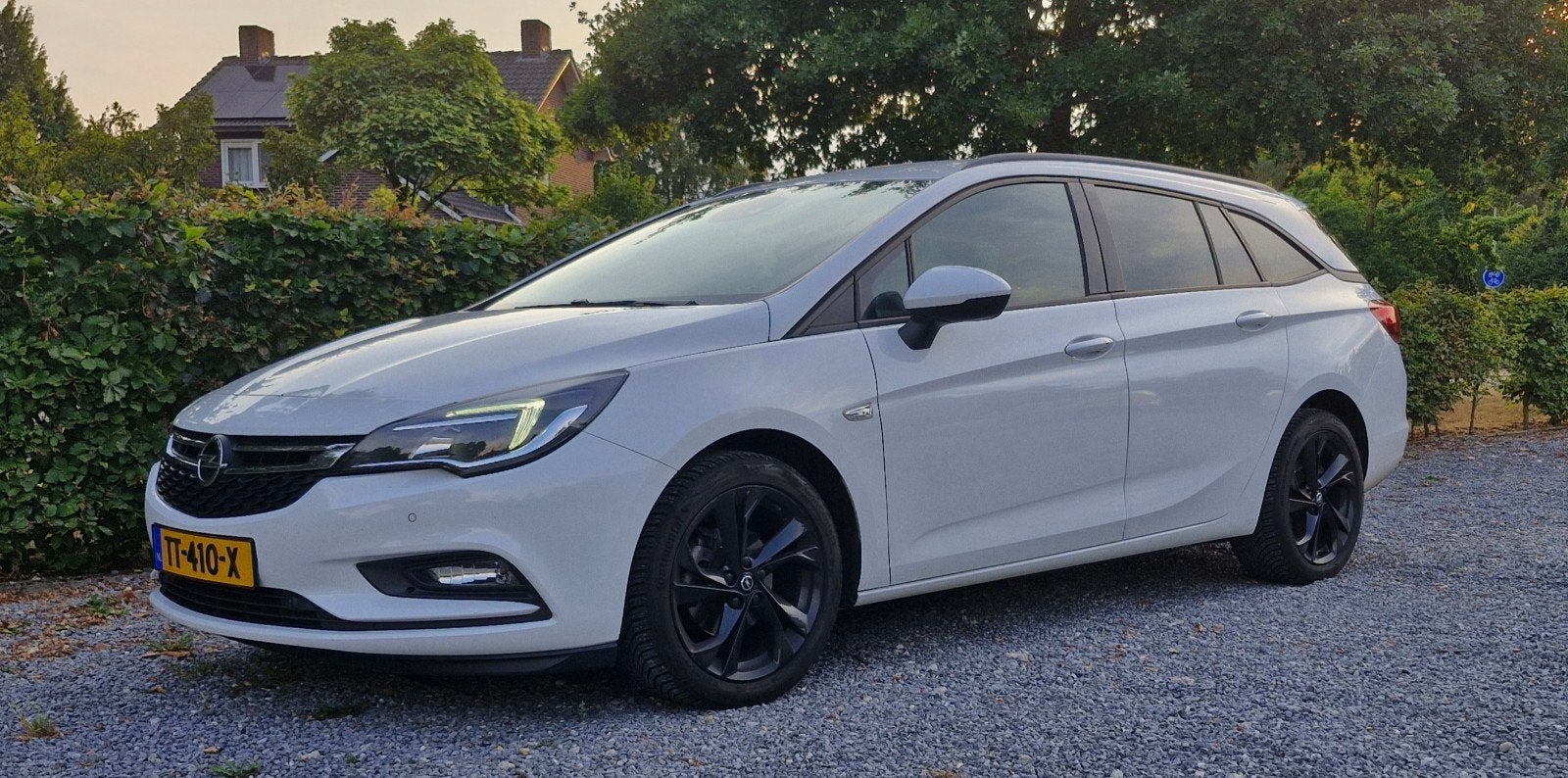 Opel Astra 1.0 Turbo sports tourer, Auto's, Voorwielaandrijving, Zwart, 1178 kg, Wit
