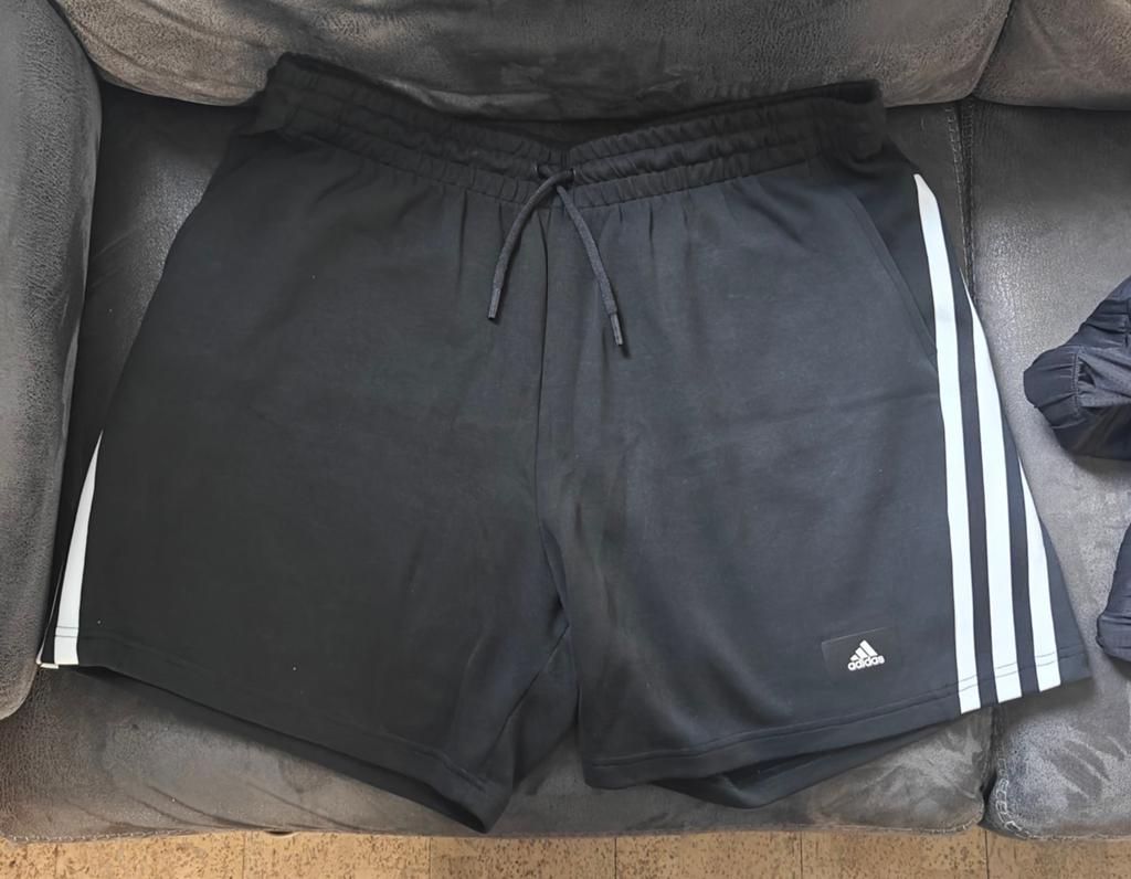 ADIDAS shorts maat 2XL/XXL zwart jogging zomer, Kleding | Heren, Sportkleding, Zwart, Overige maten, Ophalen of Verzenden, Zo goed als nieuw