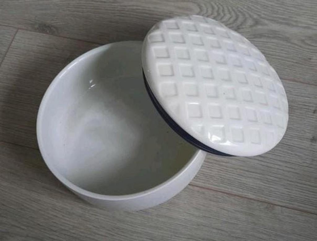 Porseleinen koektrommel, Ophalen