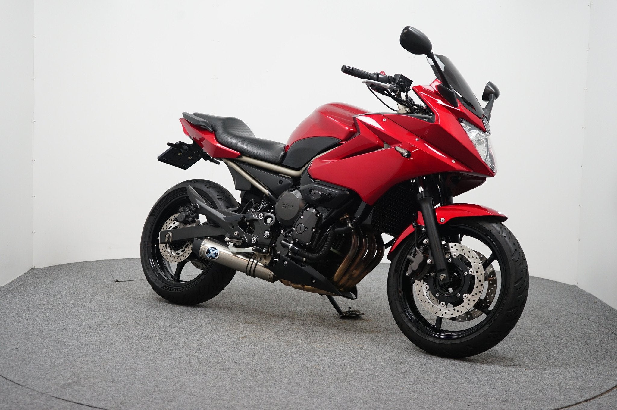 Yamaha XJ-6 DIVERSION (bj 2009), Handvatverwarming, Sport, Meer dan 35 kW, 599 cc