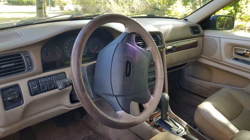 Stoere Volvo S70 diesel - slechts 282.000 km + nieuwe Distri, foto 9