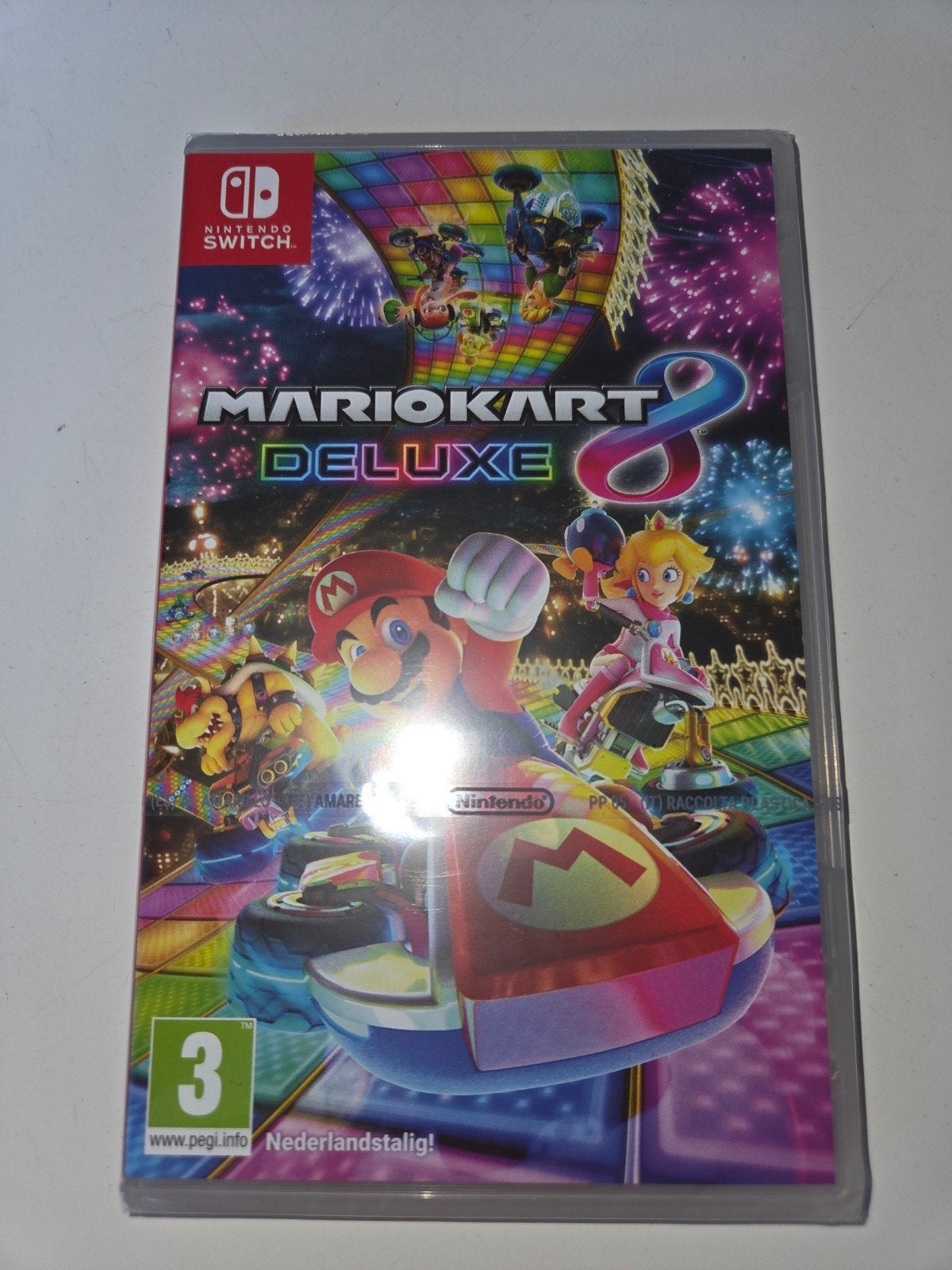 Mario Kart 8 Deluxe - Nintendo Switch, Spelcomputers en Games, Games | Nintendo Switch, Racen en Vliegen, Nieuw, Ophalen of Verzenden