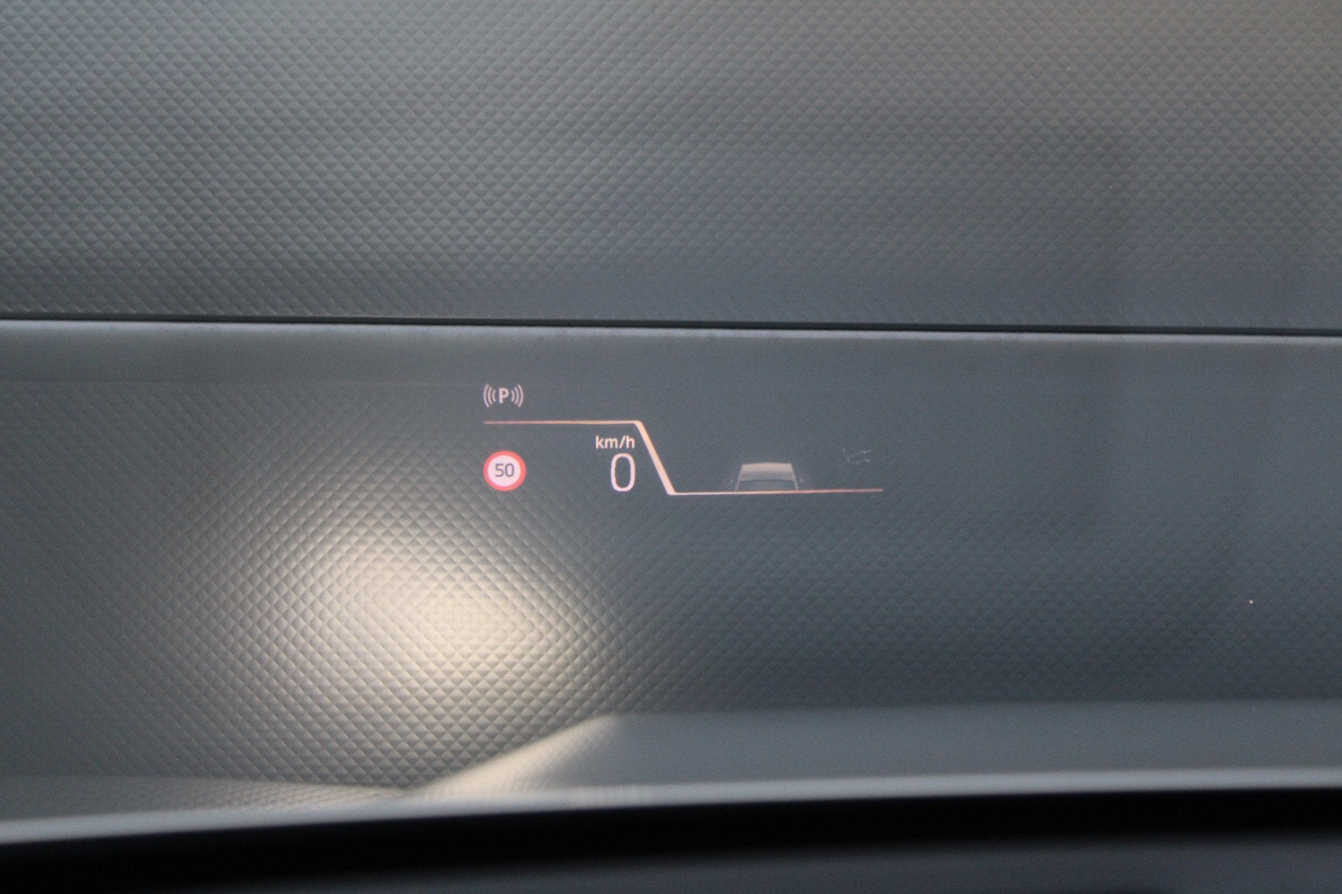 Foto 23 van BMW X1 sDrive20i | BTW | M-SPORT | KEYLESS | HUD | 360 CAM |