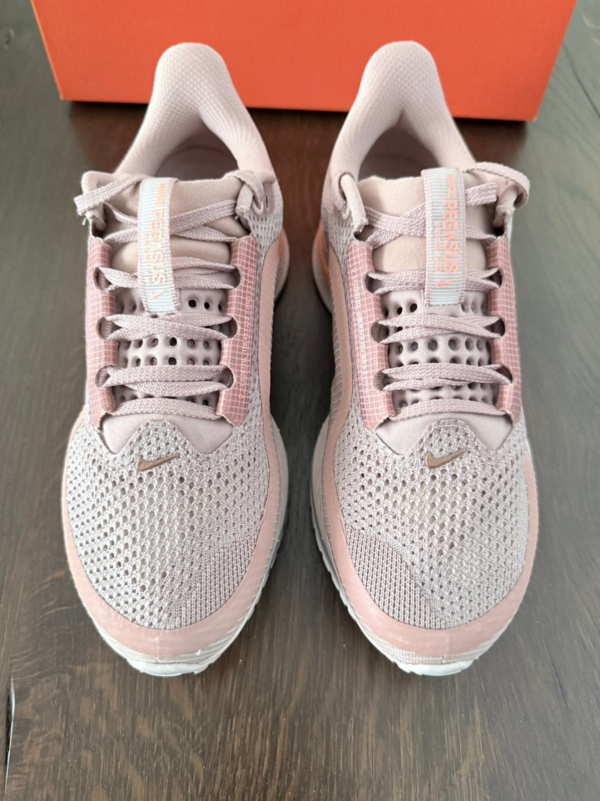 Nike Pegasus premium, Sport en Fitness, Loopsport en Atletiek, Ophalen of Verzenden, Zo goed als nieuw, Hardlopen, Hardloopschoenen