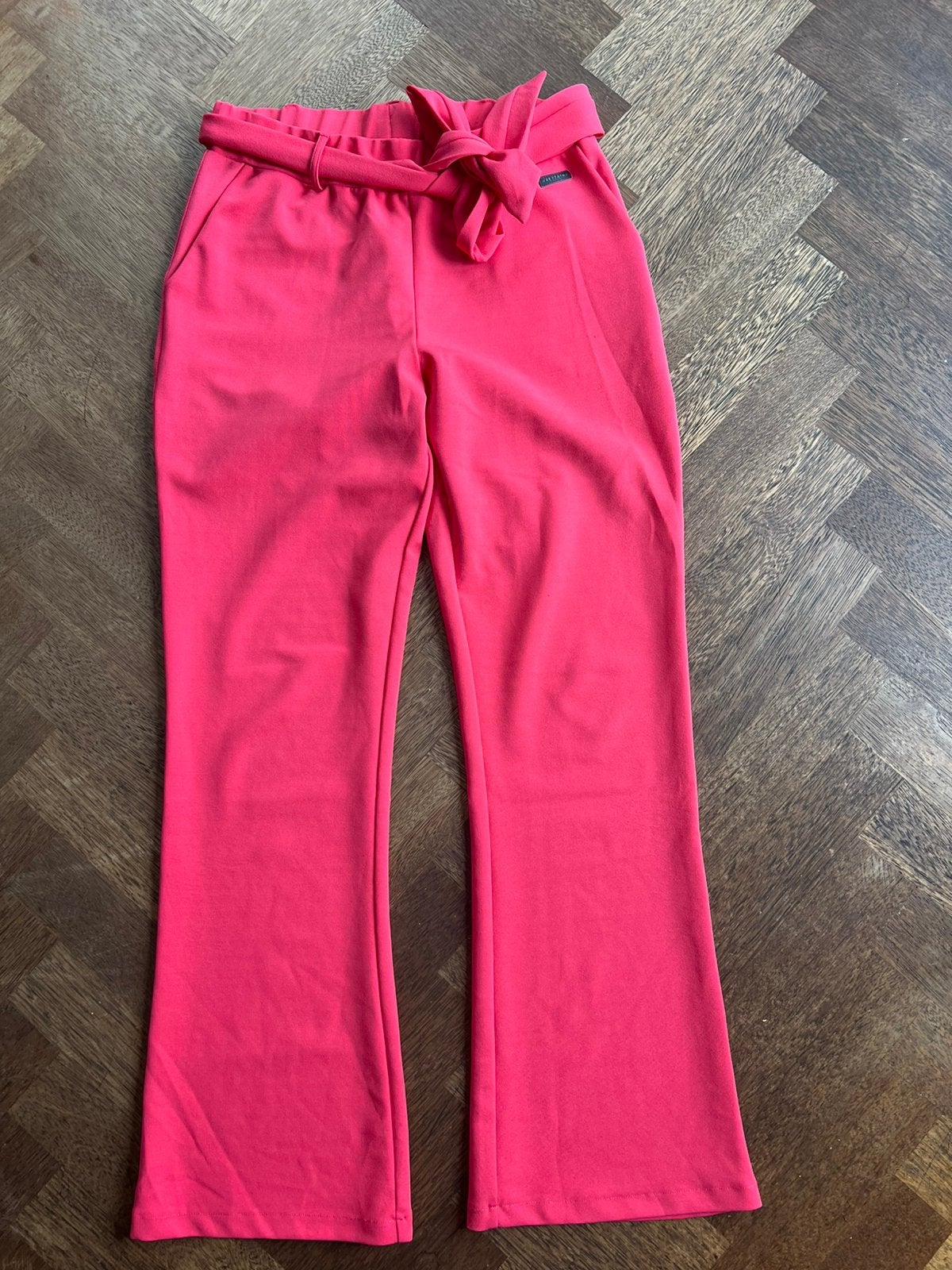 Rood/roze stretchbroek van Zoso maat M., Kleding | Dames, Ophalen of Verzenden, Gedragen, Maat 38/40 (M), Lang