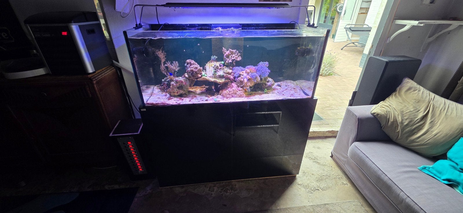 Compleet AQUAJA zeewateraquarium 130 cm, Ophalen, Inclusief toebehoren, Gebruikt, Gevuld zeewateraquarium