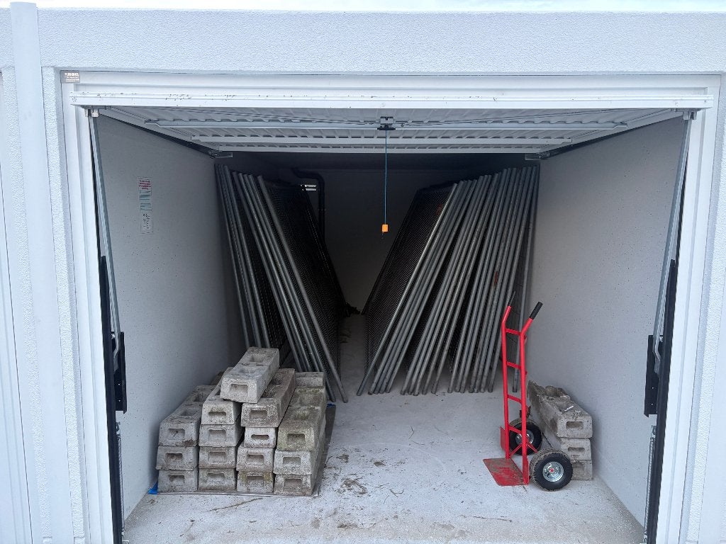 Partij van ca. 45 Bouwhekken + Betonnen Blokken, Tuin en Terras, Ophalen, Gebruikt, IJzer, Overige typen