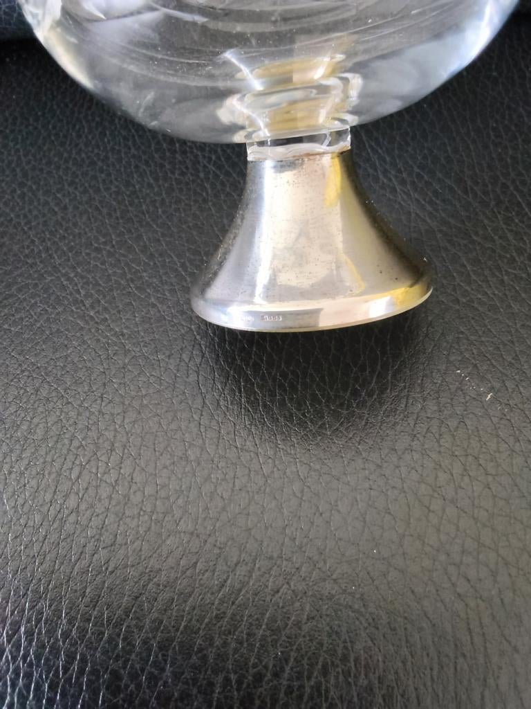 Prachtig  geslepen cognac glas met zilveren voet (DORGENTOL, Ophalen of Verzenden, Zo goed als nieuw