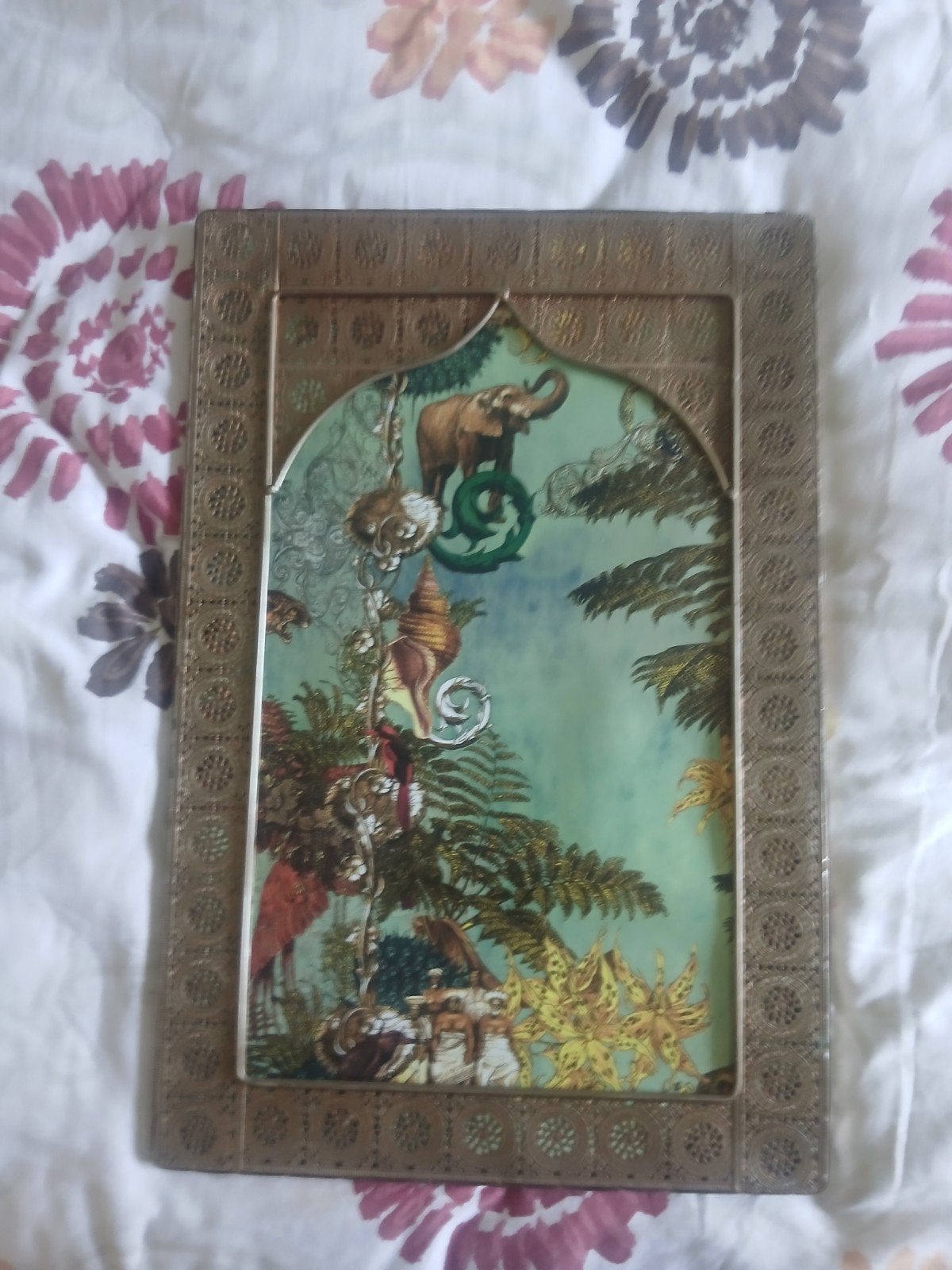 Oosters poster met olifant en weelderige flora, Ophalen