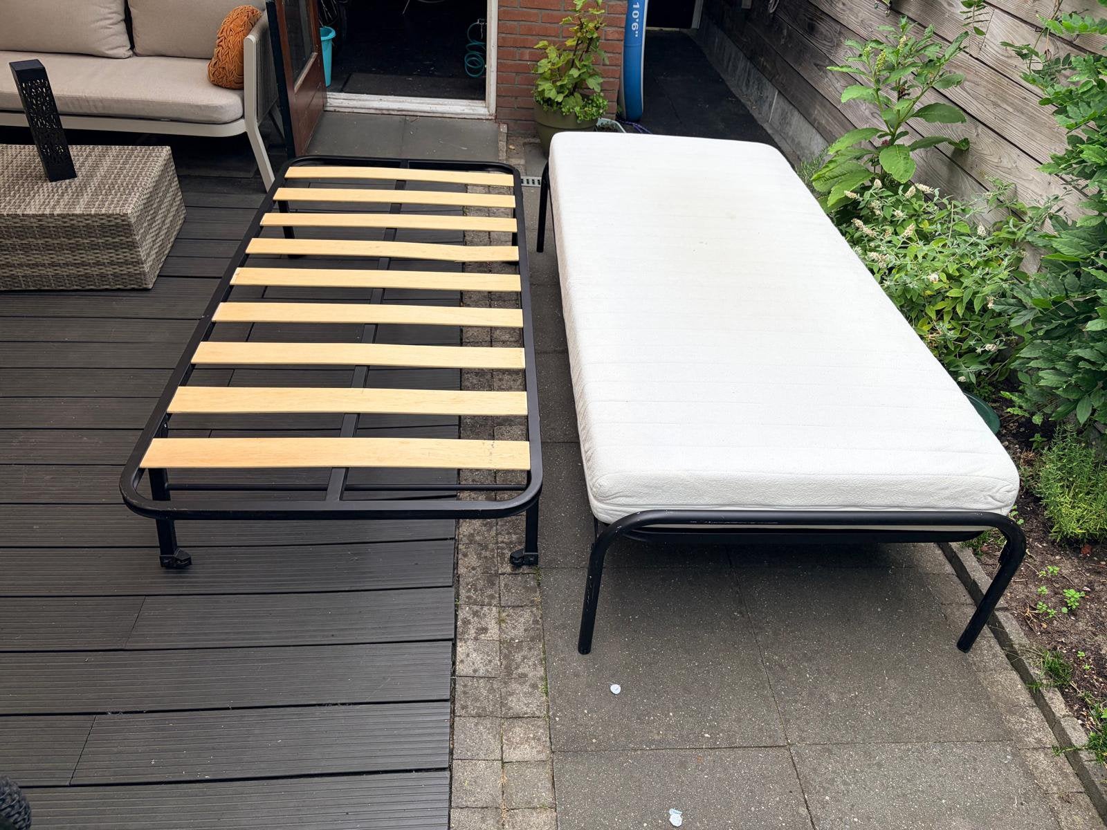 Bed met onderschuifbed, Ophalen, Gebruikt, 90 cm, Eenpersoons