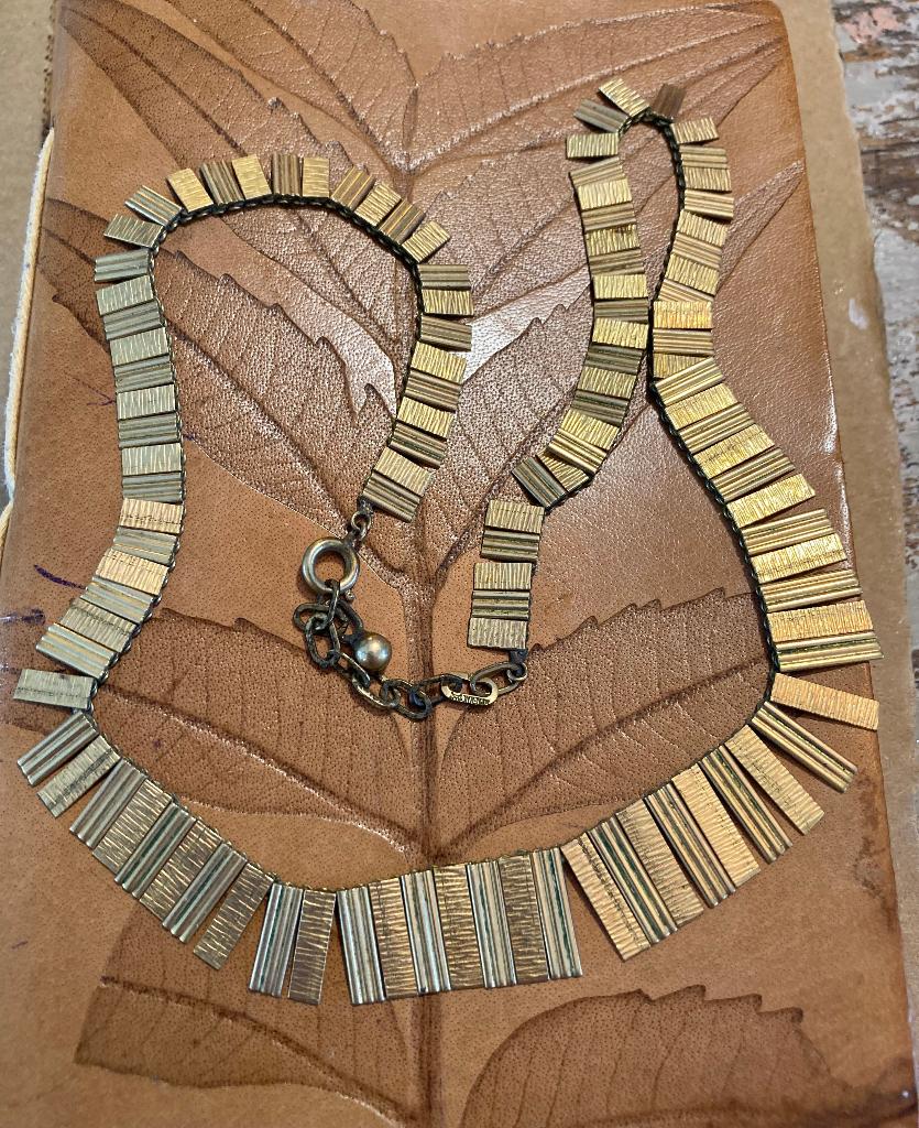 Vintage Cleopatra stijl goudkleurig vergulde ketting collier, Sieraden, Tassen en Uiterlijk, Kettingen, Overige materialen, Ophalen of Verzenden