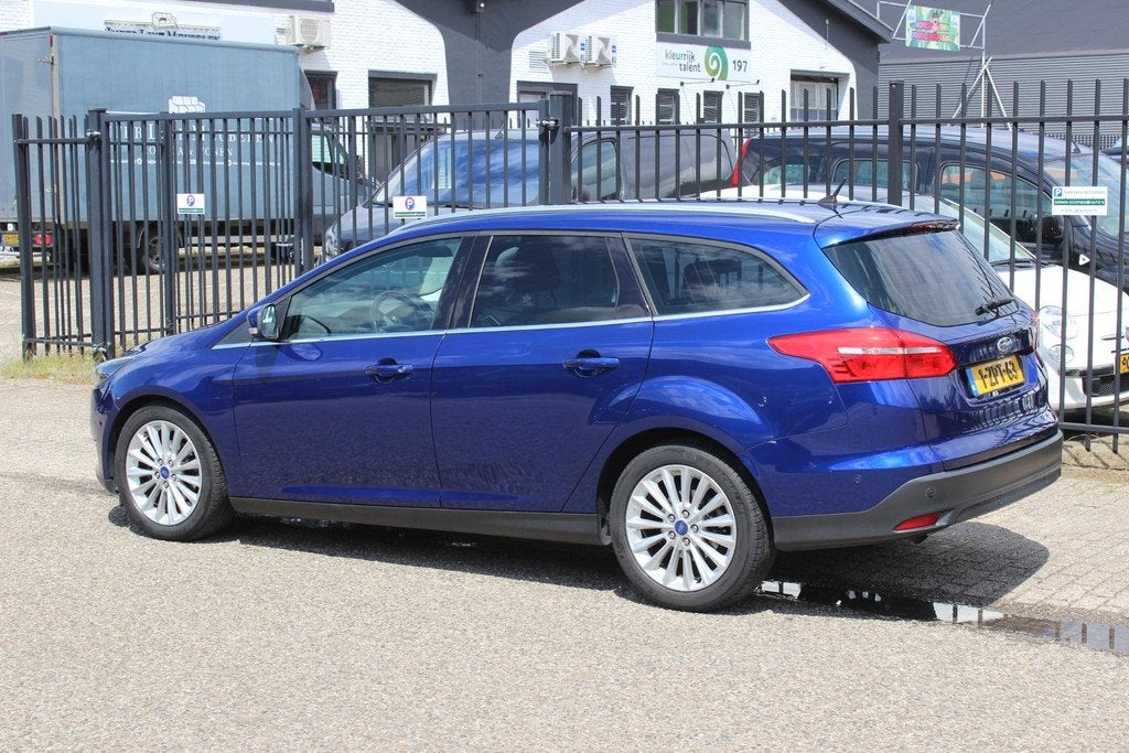 Ford Focus Wagon 1.0 First Edition, Navigatie!, Gebruikt, Euro 6, Blauw, Origineel Nederlands