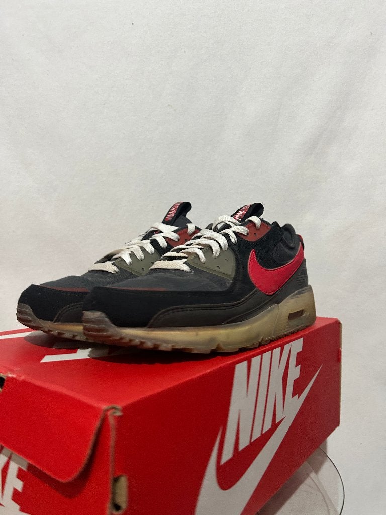 ALS NIEUW Maat 45 - Nike Air Max 90 Terrascape Anthracit Red, Overige kleuren, Verzenden, Nike, Nike