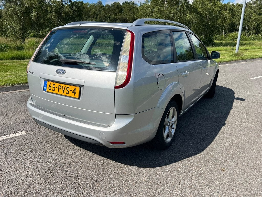 Ford FOCUS Wagon 1.6 Comfort cruise, airco, lmv (bj 2011), Auto's, Gebruikt, Zwart, 4 cilinders, 635 kg