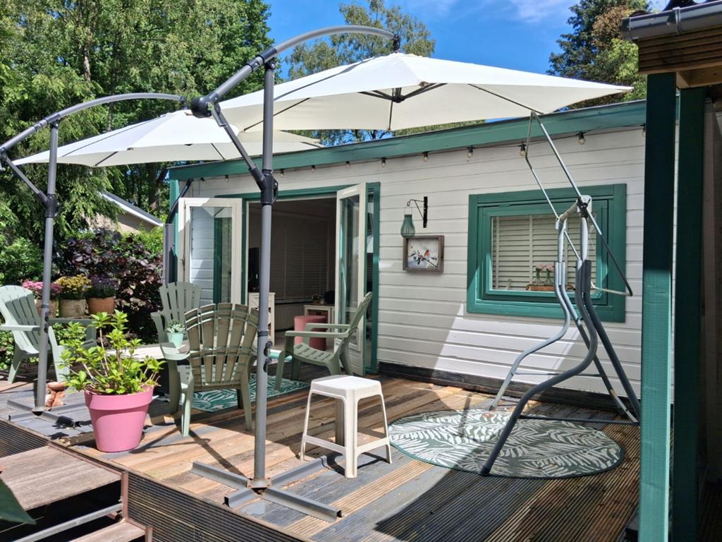 Chalet in Ede te koop, Caravans en Kamperen, Stacaravans