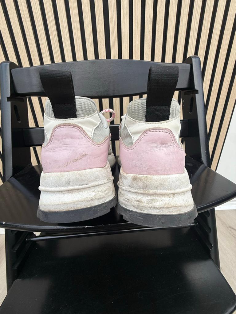 Dsquared2 sneakers - Roze/Grijs, Kleding | Dames, Schoenen, Gedragen, Sneakers of Gympen, Roze, Ophalen of Verzenden
