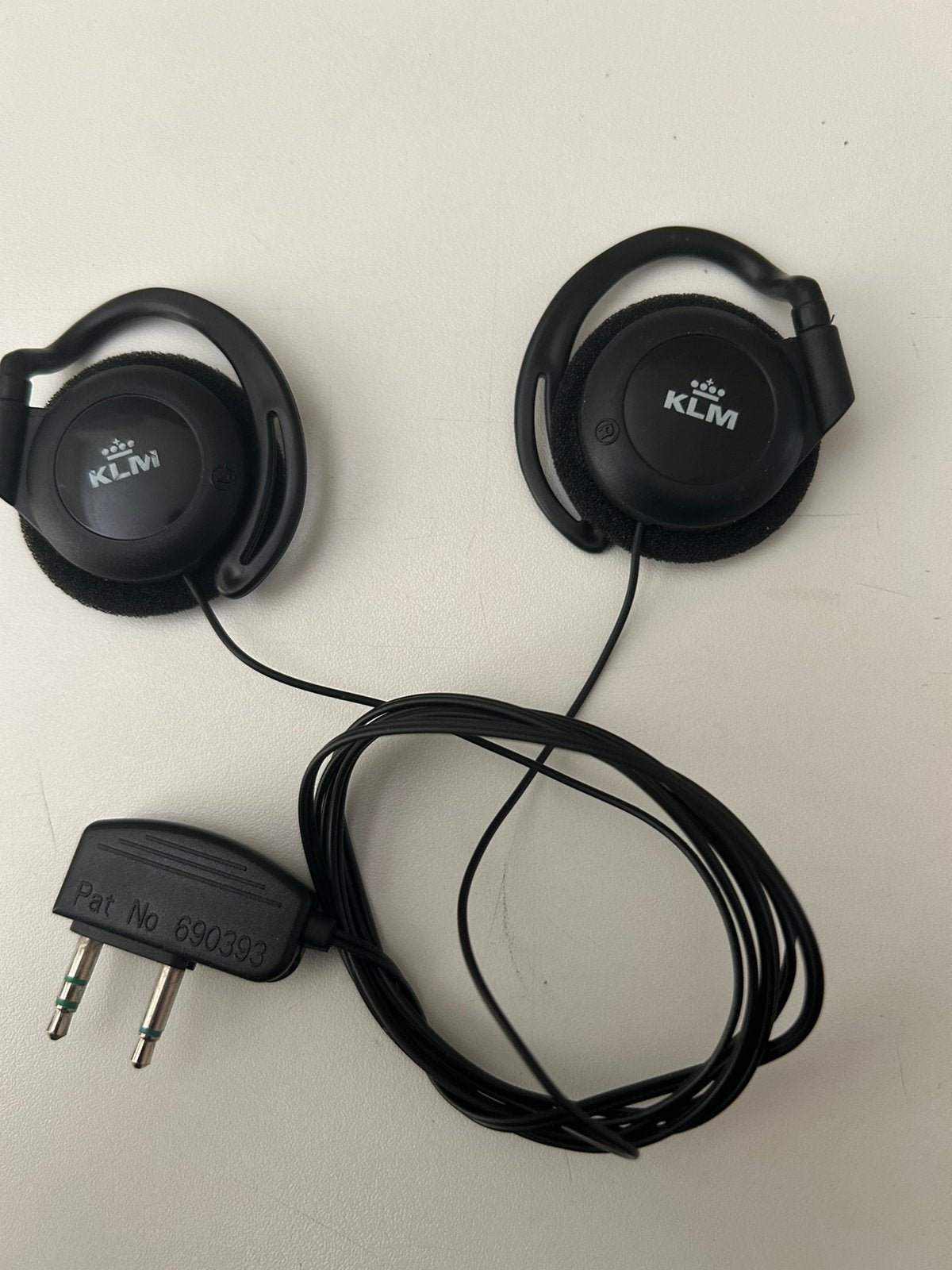 KLM Royal Dutch Airlines Headset - Zwart - Voor de Verzamela, Verzamelen, Ophalen of Verzenden, Gebruikt, Overige typen