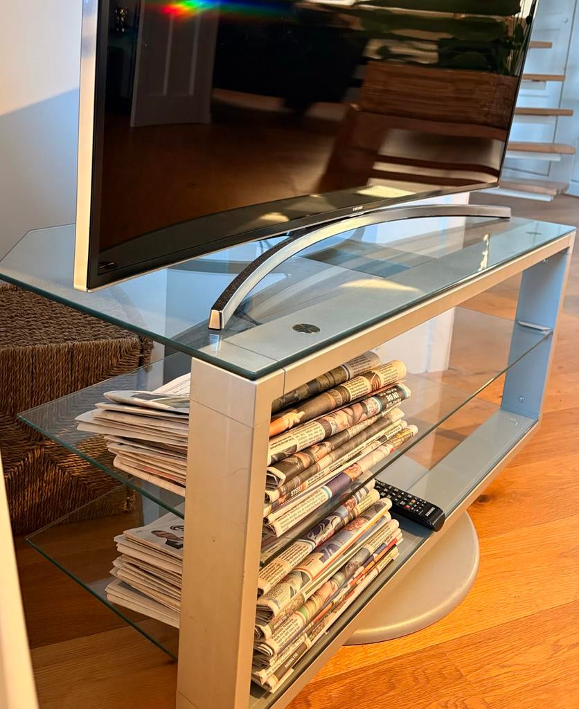 TV meubel met glazen/ stalen frame, Ophalen, 50 tot 100 cm, Minder dan 100 cm, 25 tot 50 cm