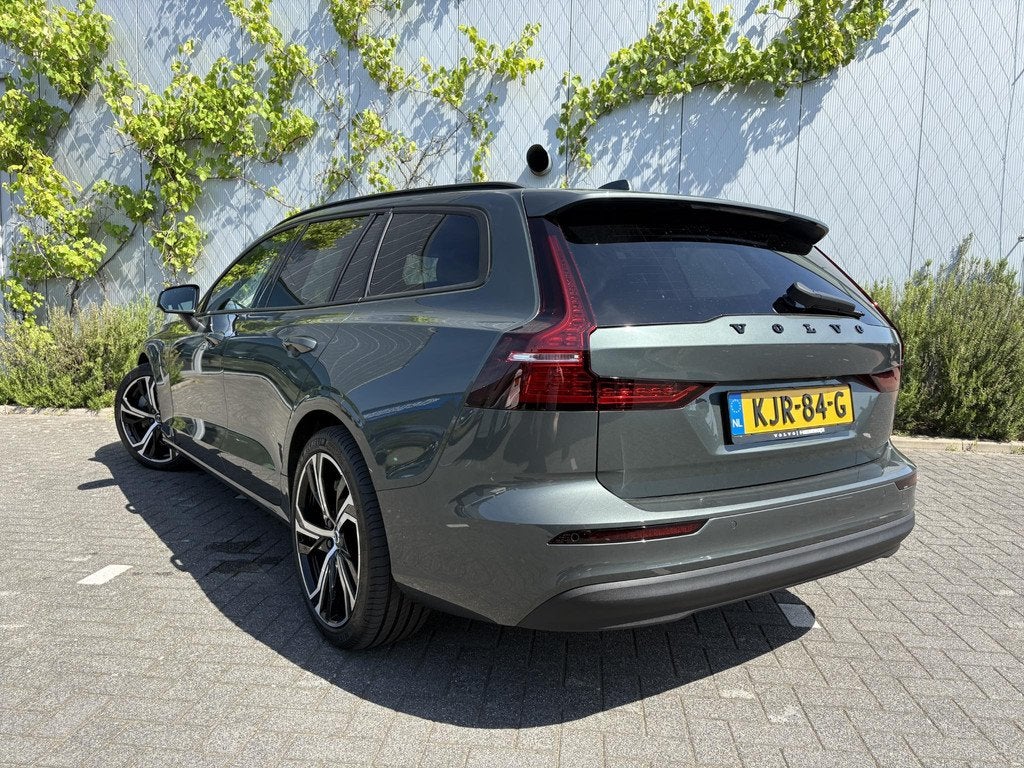 Volvo V60 2.0 T6 Plug-in hybrid AWD Essential | Adaptieve Cr, Auto's, Volvo, Automaat, 12 maanden, Euro 6, 180 min
