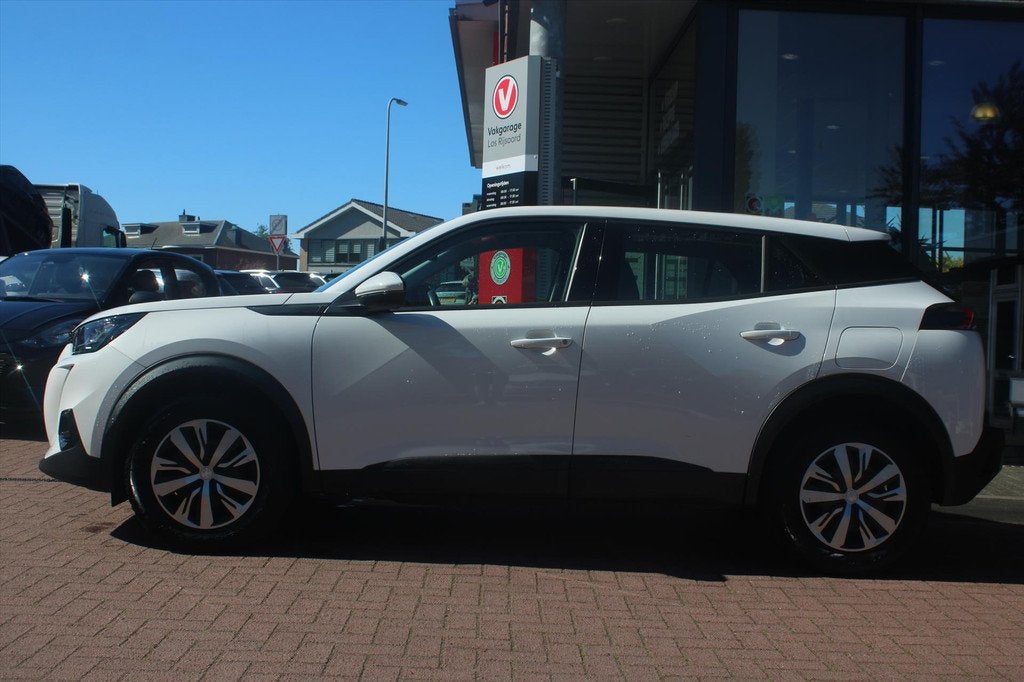 PEUGEOT 2008 1.2 PureTech *Active* | Carplay | Navigatie | C, 1163 kg, Gebruikt, 1199 cc, Wit