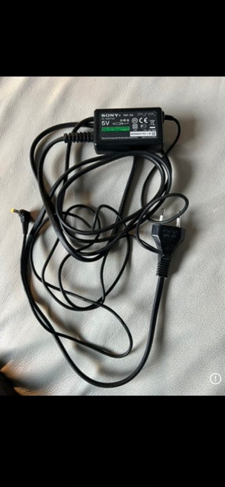 AC adapter oplader sony psp psp-104, Spelcomputers en Games, Ophalen of Verzenden, Zo goed als nieuw, PSP, Accu of Oplader
