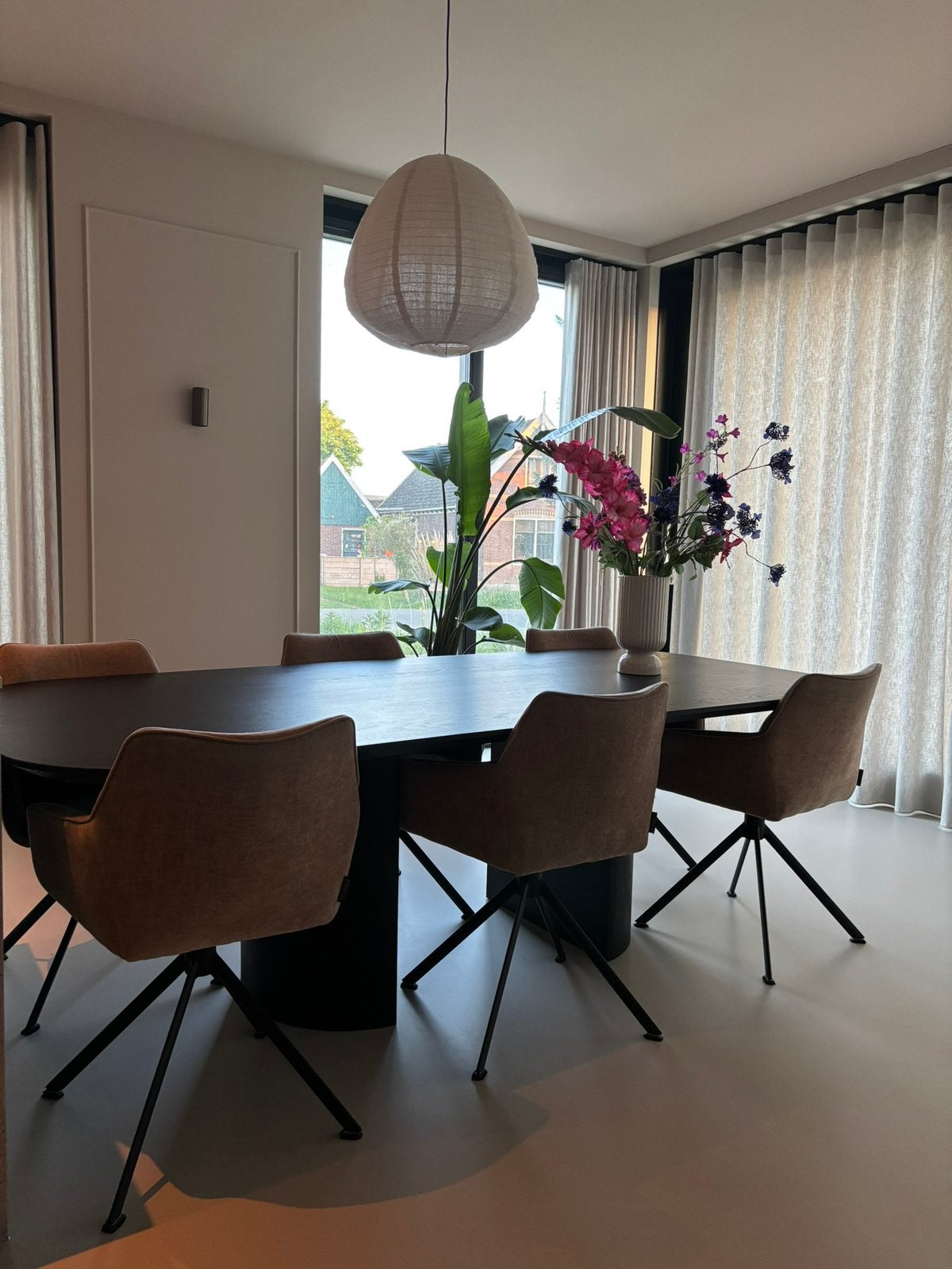 Eiken houten eettafel zwart 240 cm, Huis en Inrichting, Tafels | Eettafels, Ophalen, 100 tot 150 cm, 200 cm of meer, Zo goed als nieuw