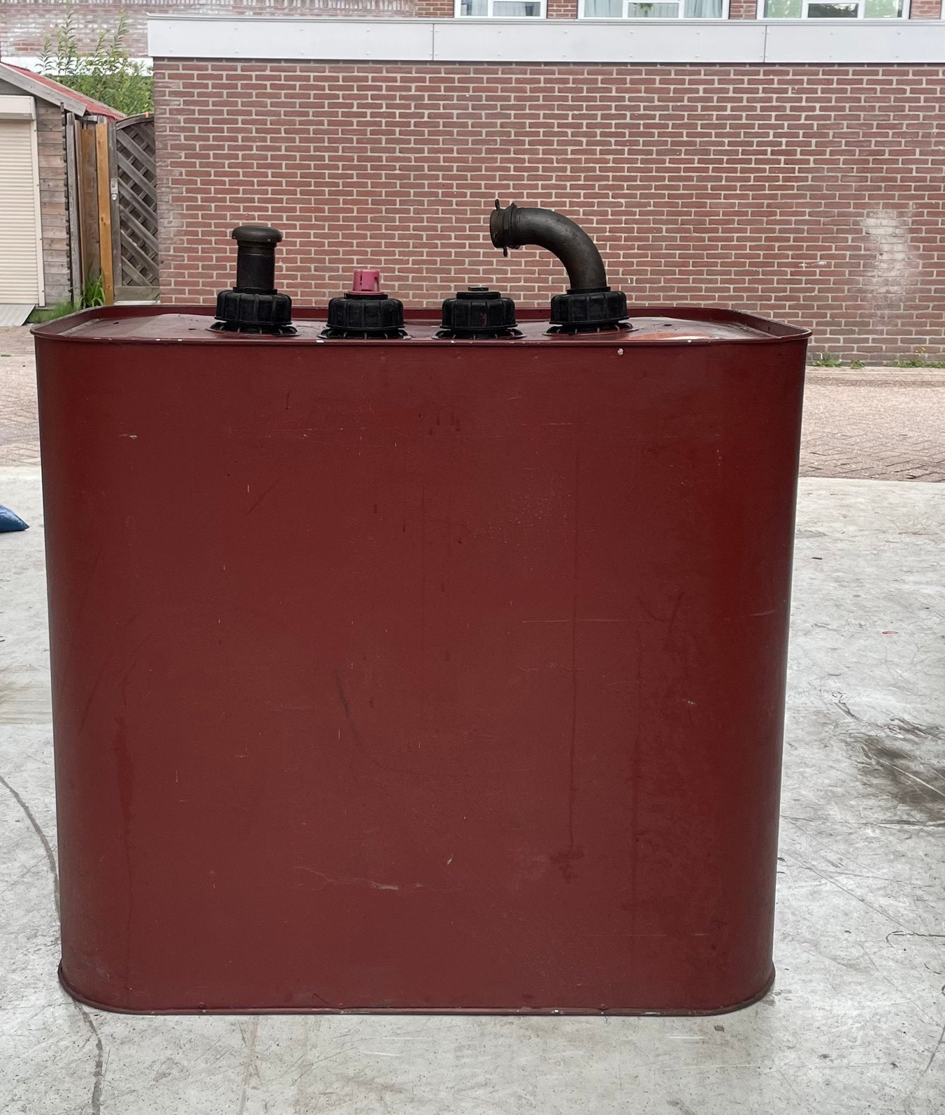 Te koop: Stalen dieseltank / olietank 700 liter, Ophalen of Verzenden, Zo goed als nieuw, Hard kunststof
