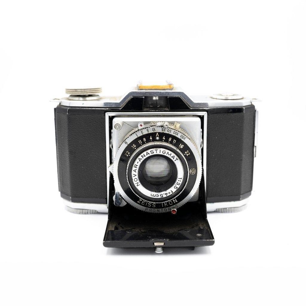 Zeiss Ikonta 35 klapcamera — werking niet getest, Ophalen of Verzenden, Gebruikt, Compact, Overige Merken