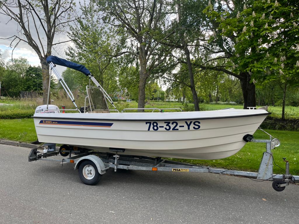 RYDS 480 + 25 PK + PEGA TRAILER, Watersport en Boten, Vis- en Consoleboten, Ophalen, Polyester