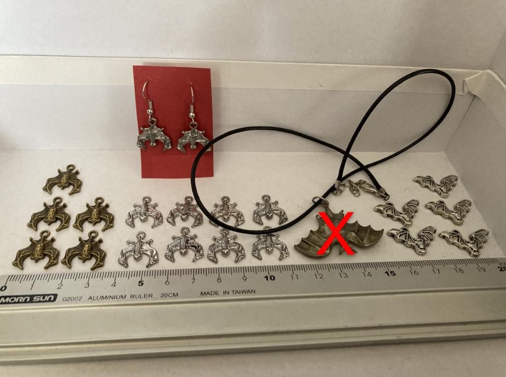 20 hangers vleermuis, Ophalen of Verzenden, Nieuw, Zilver, Overige materialen