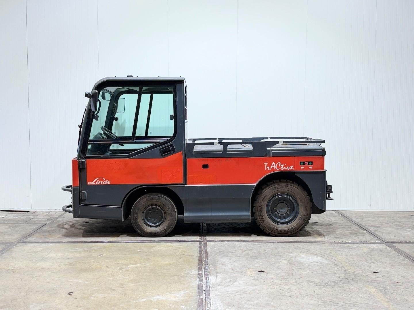 Linde P250 25ton trekvermogen 2017 4200UUR terminal trekker, Gebruikt, Overige merken, 2500 tot 5000