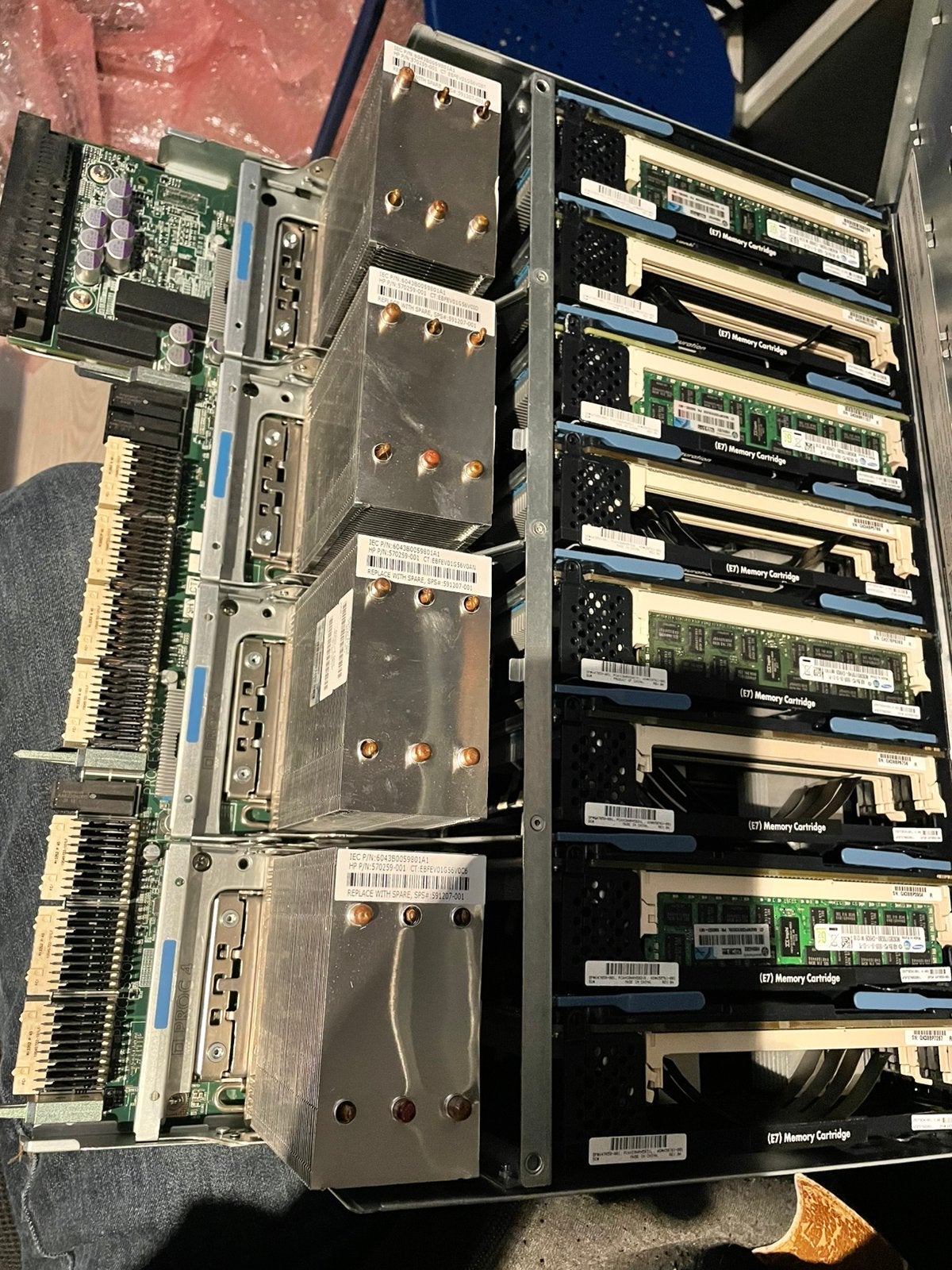 Hp dl580 512GB Ram 4x Nvidia tesla 40 Core xeon cpu, Ophalen of Verzenden, Zo goed als nieuw, 2 tot 3 Ghz