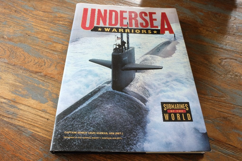 Boek Undersea Warriors   Submarines of the world, Ophalen of Verzenden, Niet van toepassing, Zo goed als nieuw, Marine