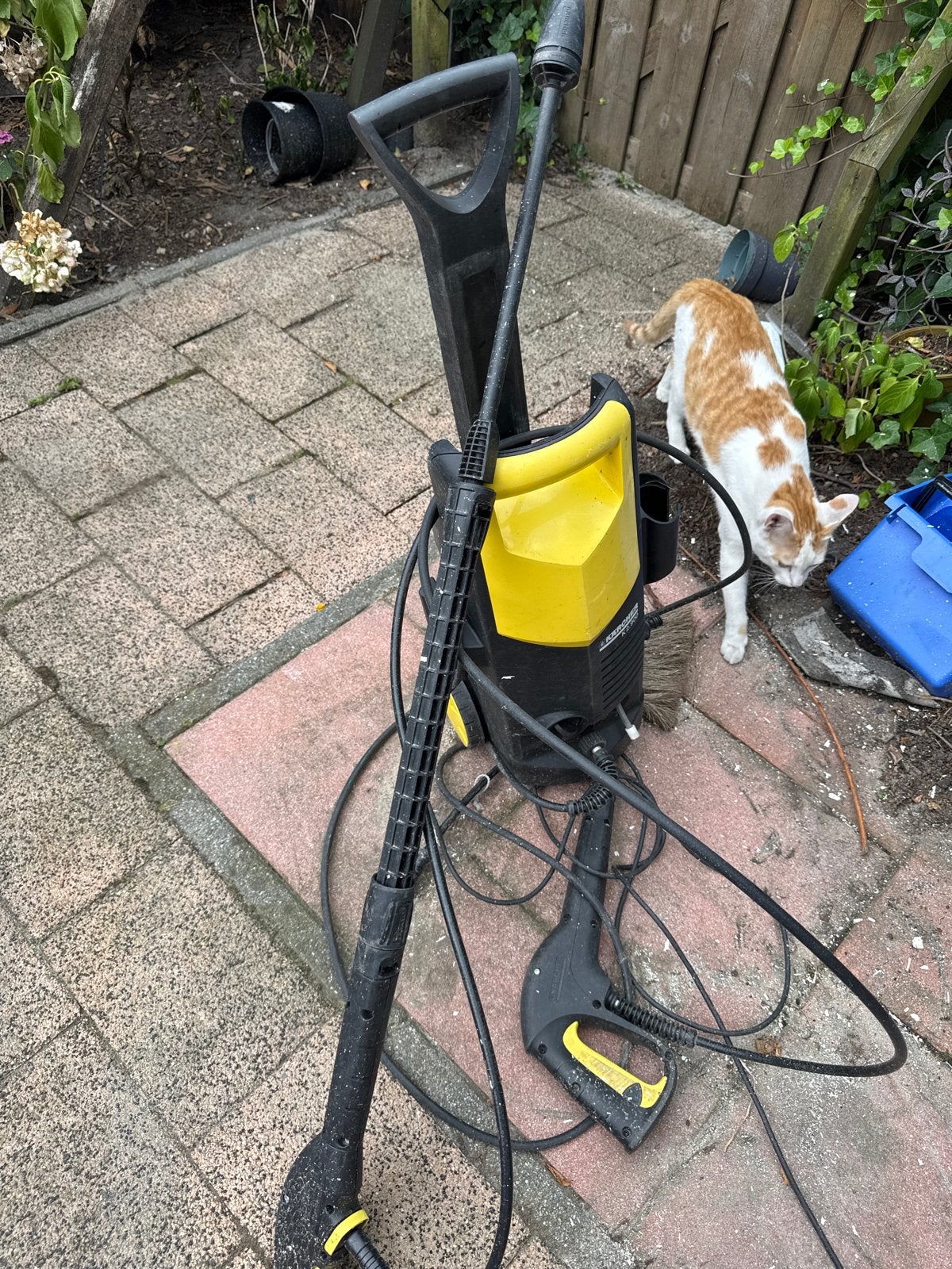 Kapotte Kärcher hogedrukreiniger voor onderdelen, Doe-het-zelf en Verbouw, Reinigingsmachines, Ophalen, Gebruikt, Overige typen