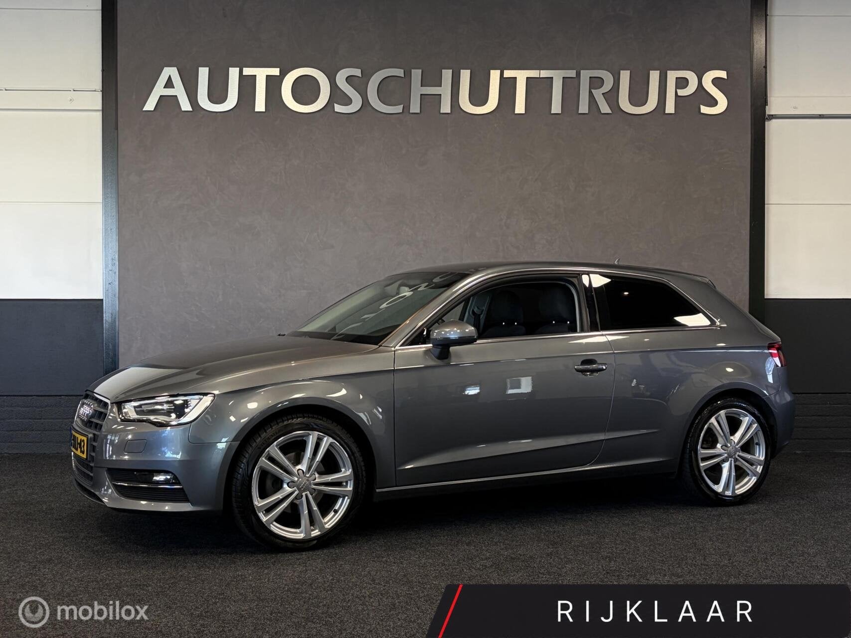 Audi A3 1.4 TFSI Ambition Pro Line S STOELVERW / NAVI / CLIM, Voorwielaandrijving, Euro 5, Stof, Zwart