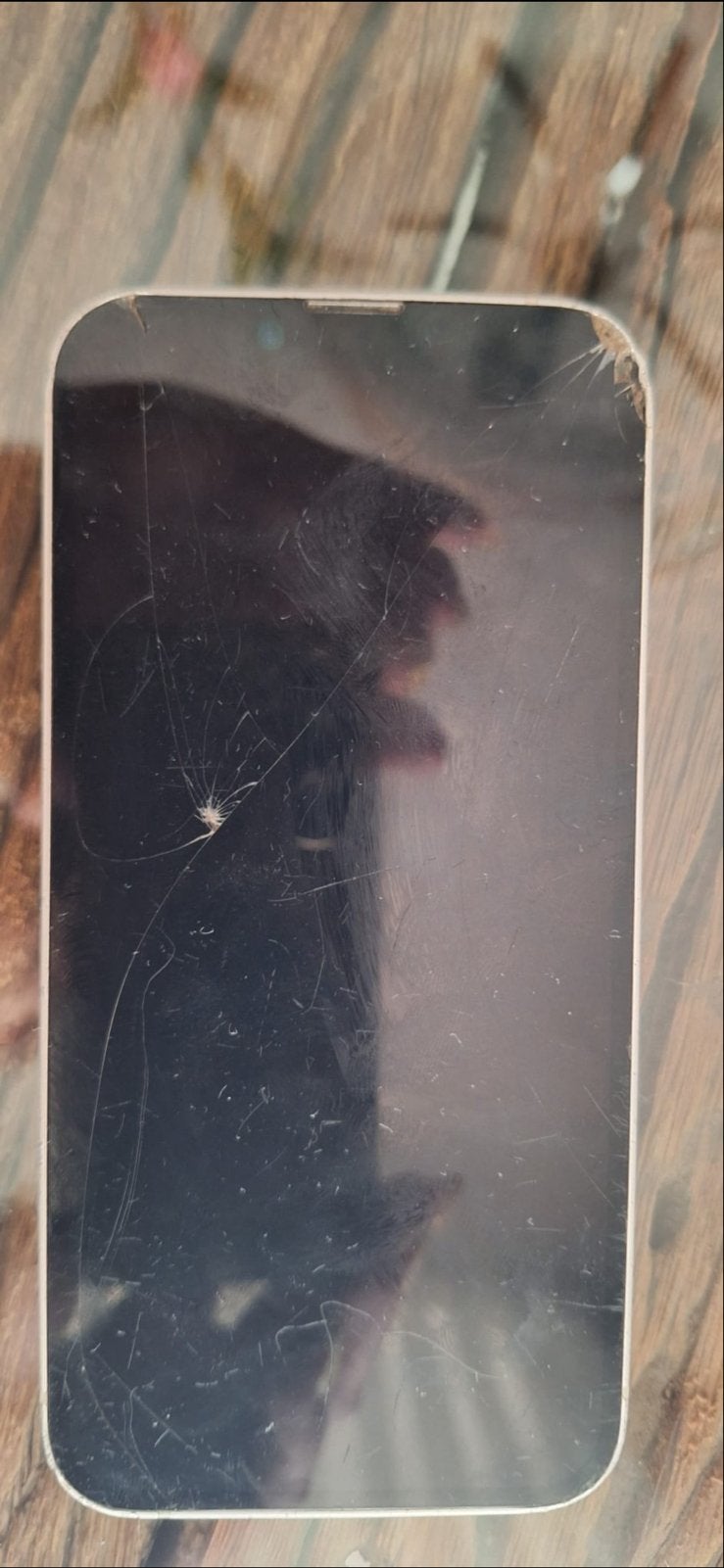 iPhone 14 met barsten - voor onderdelen of reparatie, Ophalen, Wit, Zonder simlock, Zonder abonnement