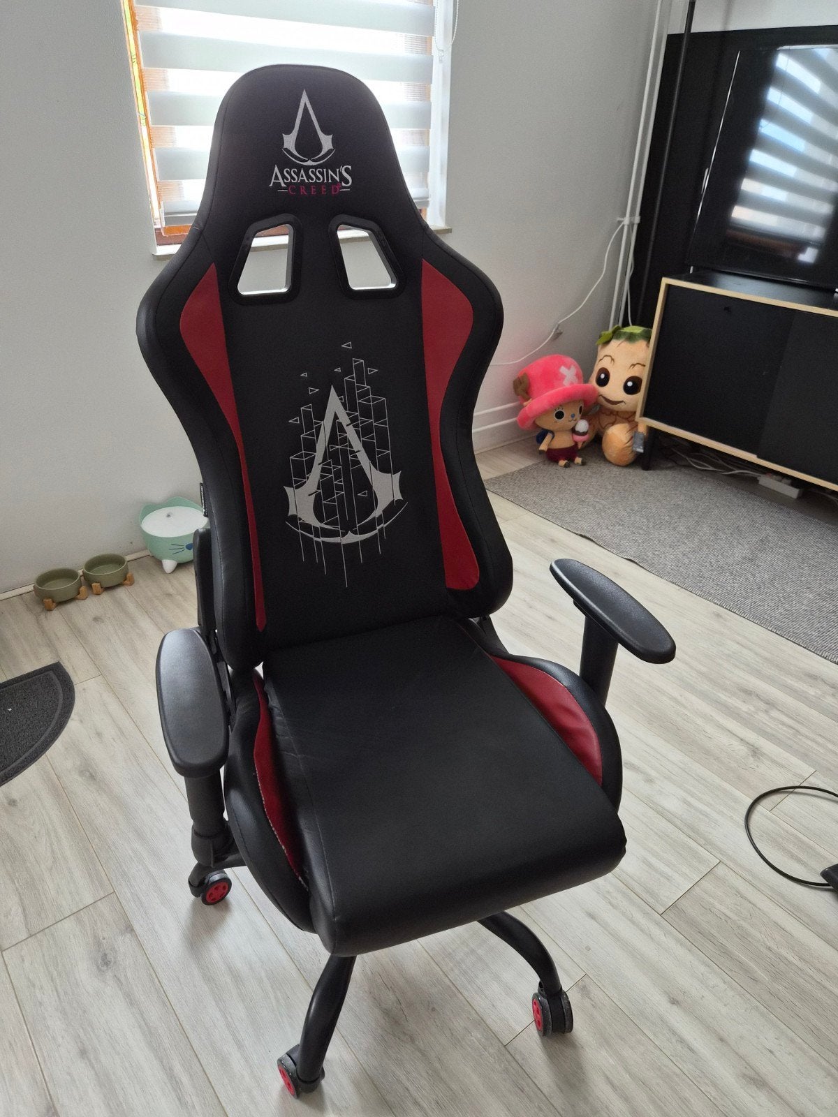 Gaming Bureaustoel - Assassin's Creed, Ophalen, Zwart, Zo goed als nieuw, Gaming bureaustoel