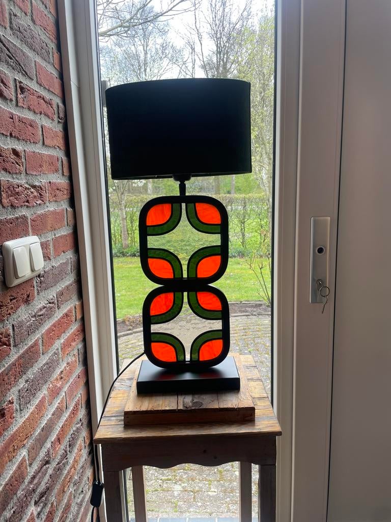Light and Living Lutika lamp retro glas in lood tiffany styl, Huis en Inrichting, Lampen | Tafellampen, Ophalen of Verzenden, Minder dan 50 cm