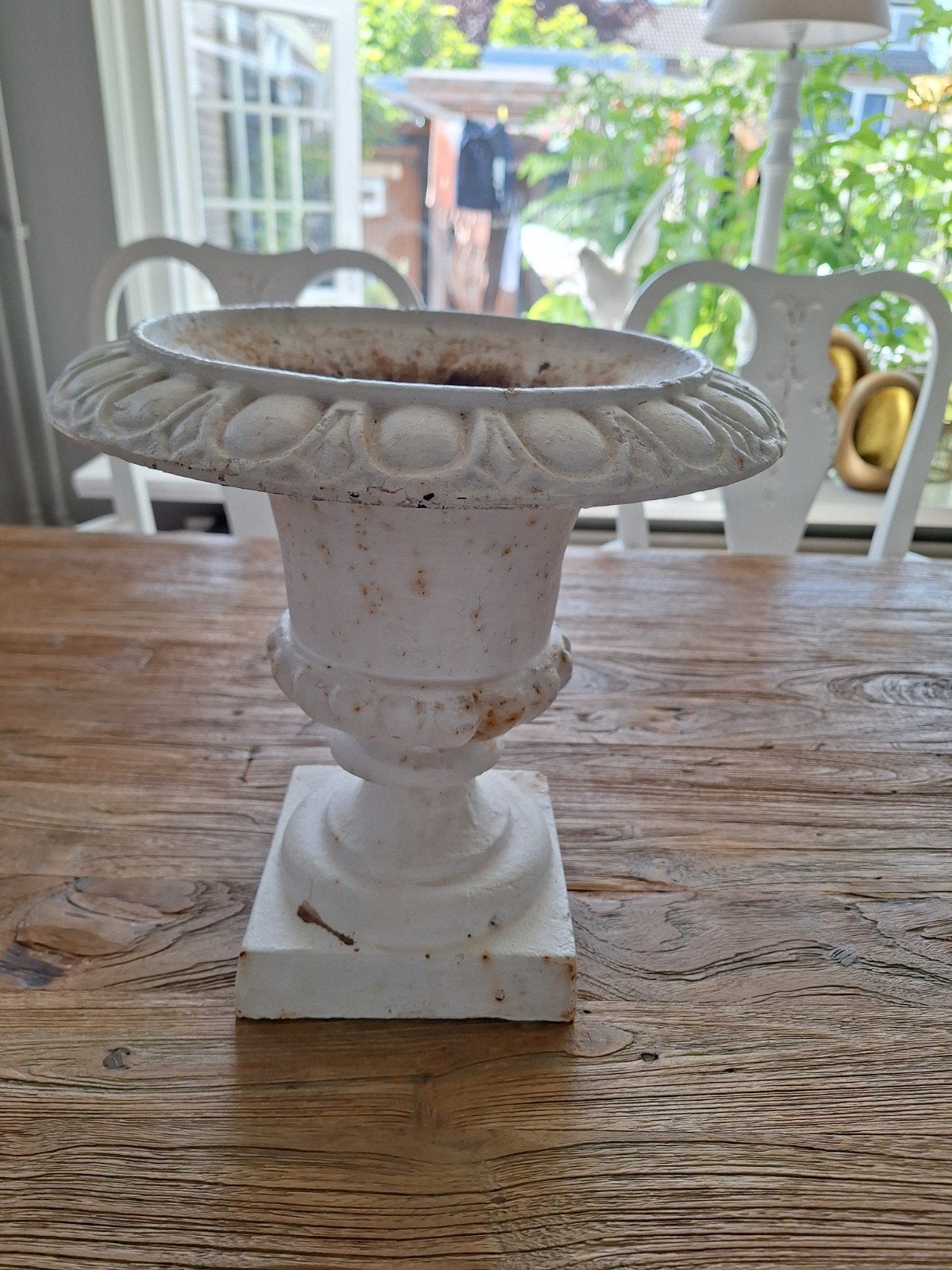 Decoratieve gietijzeren pot vaas brocante, Antiek en Kunst, Ophalen