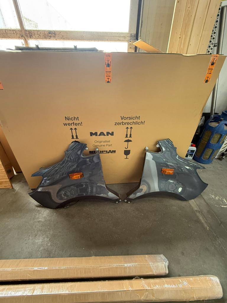 Voorscherm Mercedes Sprinter W907, Ophalen, Spatbord
