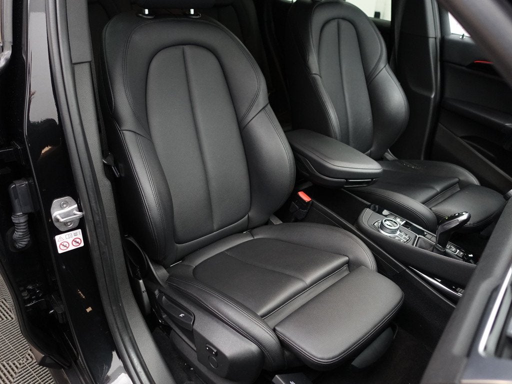 BMW X1 sDrive18i M Sport Aut- Sport leder Interieur, Sfeerve, Auto's, BMW, Gebruikt, Met garantie (alle), Zwart, 3 cilinders