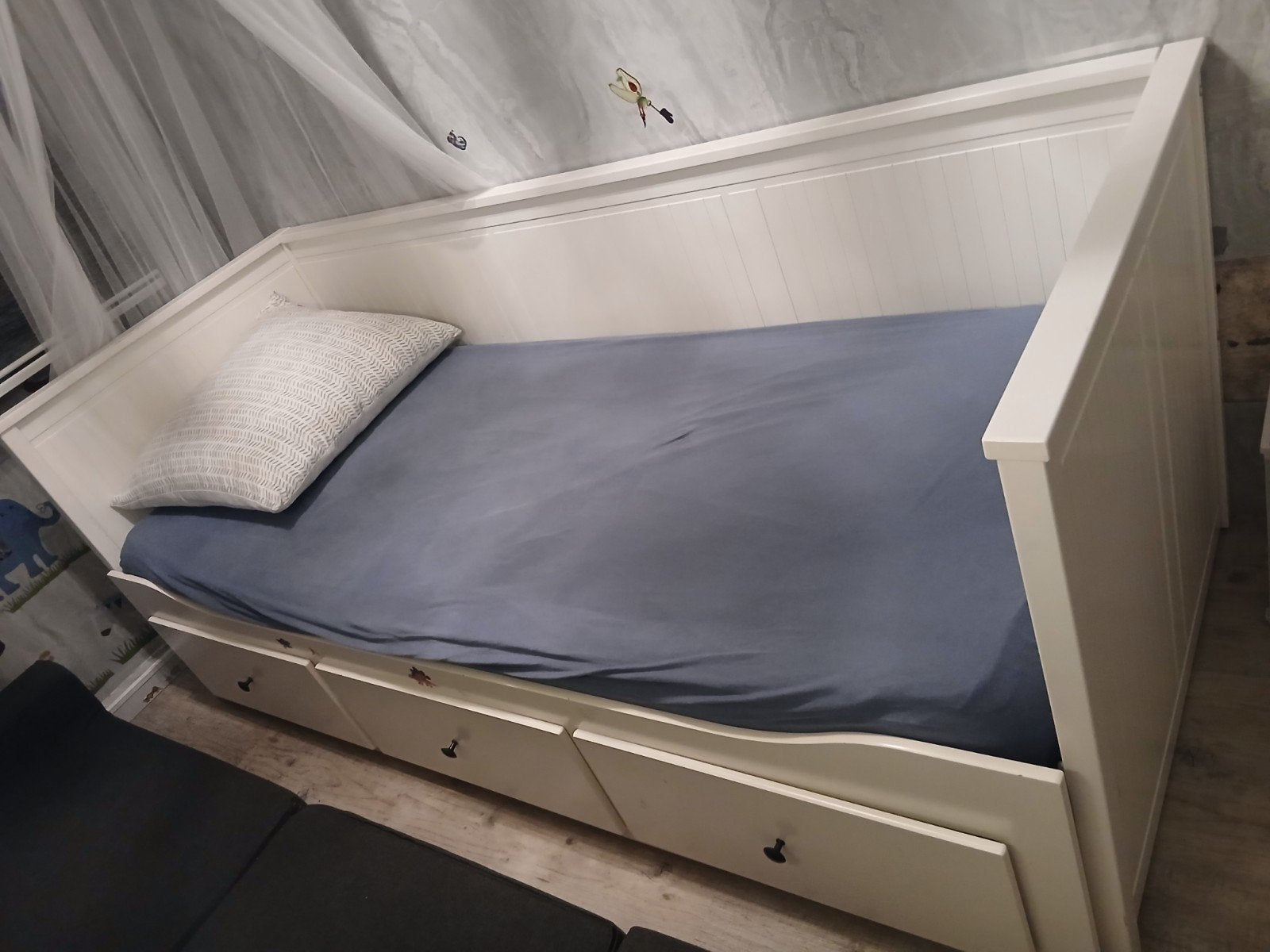 IKEA slaapbed, Huis en Inrichting, Slaapkamer | Bedden, Ophalen, Gebruikt, Eenpersoons, Wit