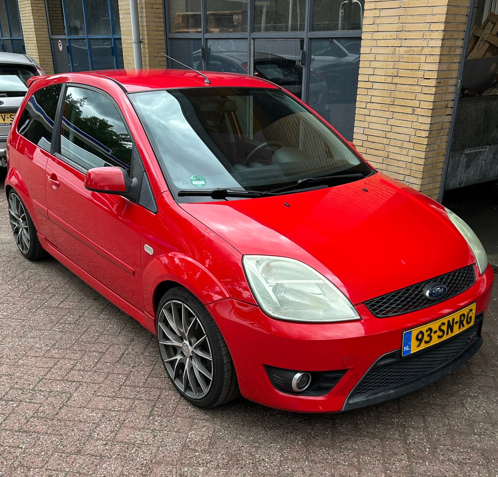 Ford Fiësta 2.0 16V ST 3DR 2006 Rood, Auto's, Voorwielaandrijving, 1037 kg, Zwart, 4 cilinders