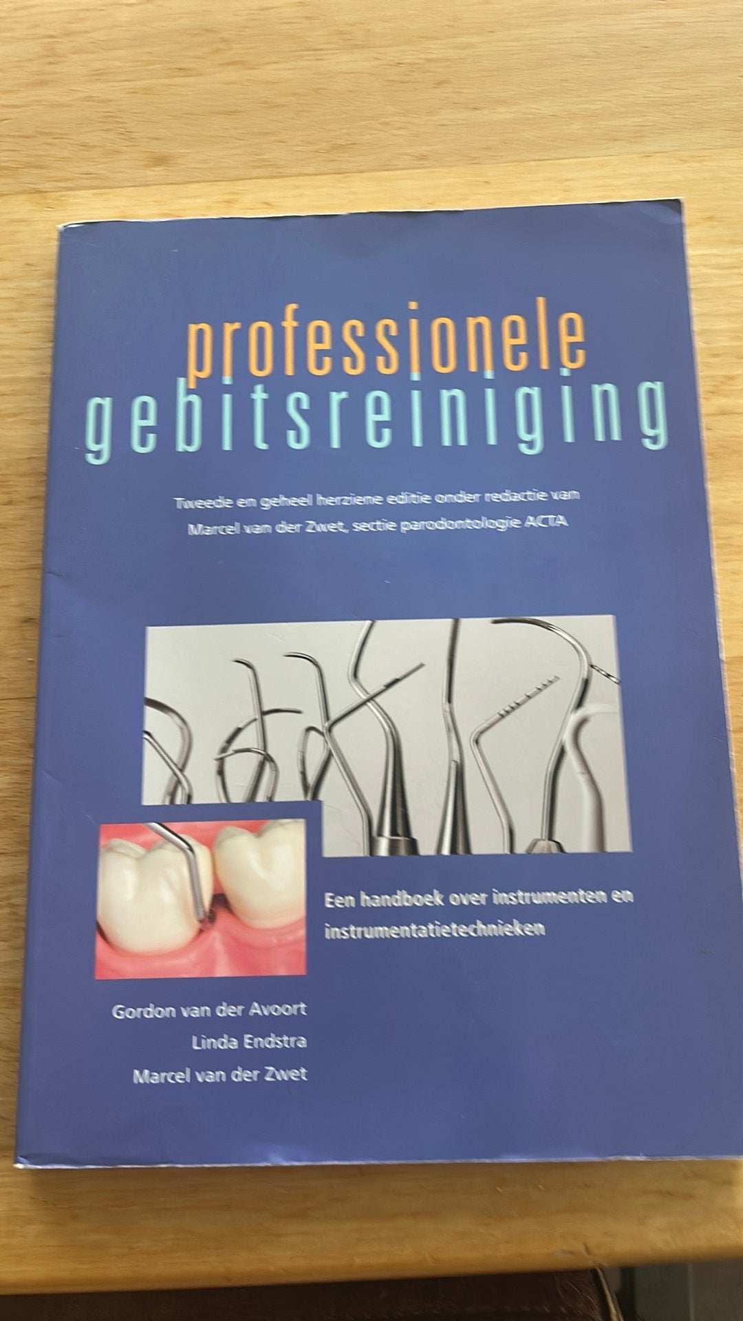 Boek mondzorg: Professionele gebitsreiniging, Boeken, Ophalen of Verzenden, Zo goed als nieuw, Overige soorten