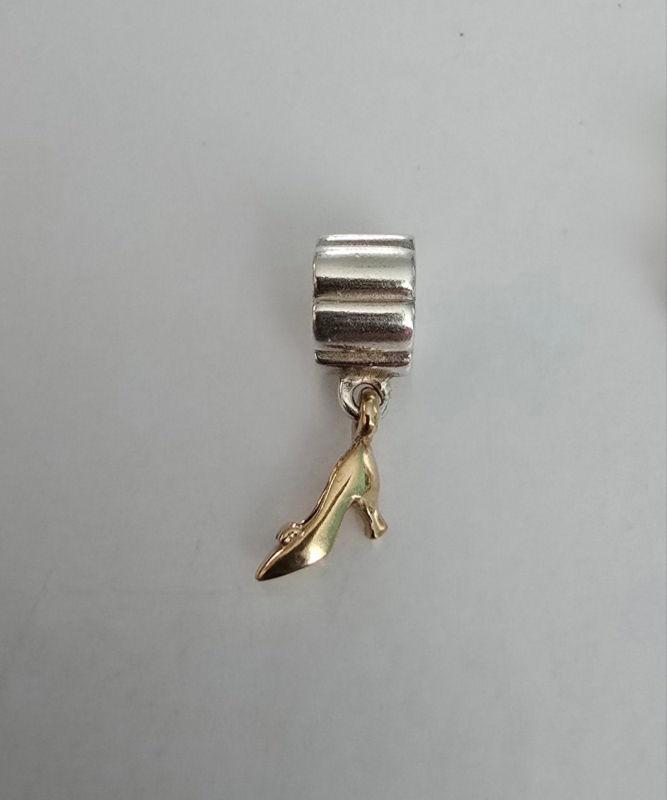 Prachtige originele bicolor Pandora bedel - zilver met goud, Ophalen of Verzenden, Zo goed als nieuw